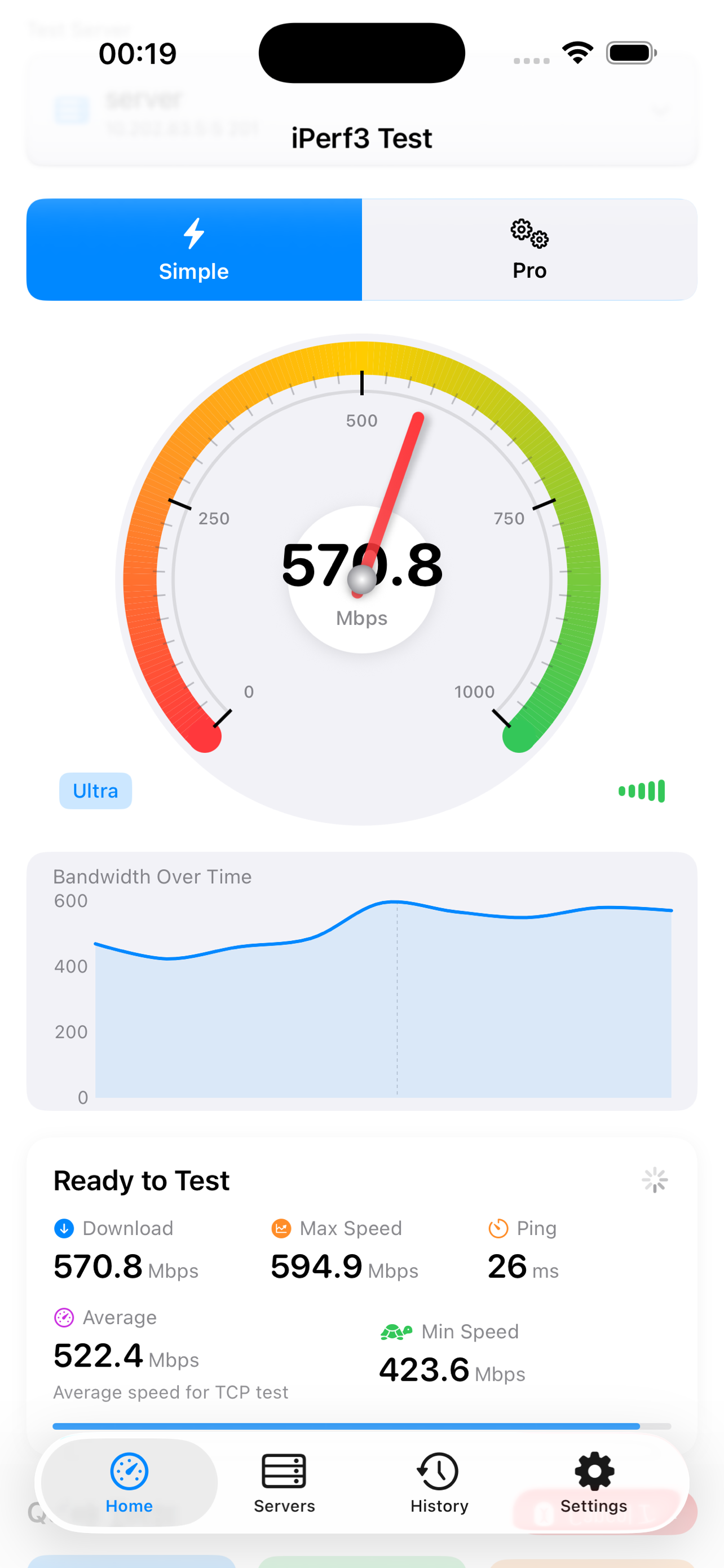 Home screen with real-time speedometer